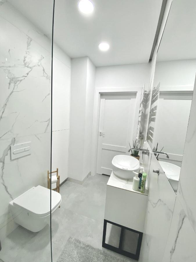 Apartament Mycherry - Old Town - Wiezienna 21c *